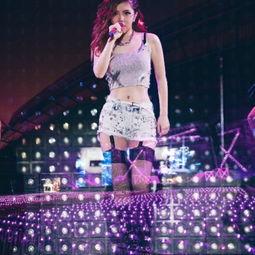 明星合成 邓紫棋,星光熠熠，音乐梦想的璀璨星辰